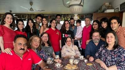 Kapoor Family Christmas : कपूर फॅमिलीचं ख्रिसमस सेलिब्रेशन, रणबीर-आलिया मात्र गैरहजर