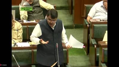 अमरावती, नांदेडमधील दंगलीवर विधानसभेत खडाजंगी; फडणवीस म्हणाले, हा प्रयोग होता