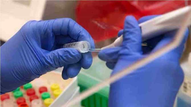 Corona, Omicron Cases Maharashtra LIVE : पुण्यातही खाकीला कोरोनाचा विळखा वाढला, वाचा आजची अपडेटेड आकडेवारी