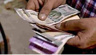 औरंगाबादेत बनावट नोटांचा कारखाना उद्ध्वस्त, 25 हजारांत एक लाखाचा धंदा! 6 लाखांचे खोटे चलन बाजारात?