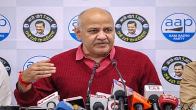 केंद्र विरुद्ध राज्य वादाला जीएसटीचा तडका, कपड्यांवरील करवाढीला आपचा विरोध