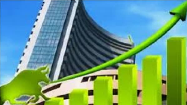 BUDGET 2022: शेअर बाजाराला ‘ग्रोथ रेट’चा बूस्टर; बजेटच्या पहिल्याच दिवशी तेजी, सेन्सेंक्स 813 अंकांनी उसळला