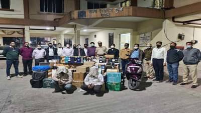 Nagpur Crime | मध्यप्रदेशातून येत होता बनावट मद्यसाठा, राज्य उत्पादन शुल्क विभागानं टाकला छापा; 15 लाखांची दारू जप्त