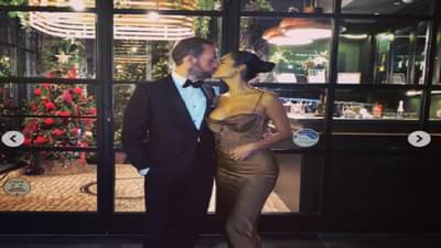 बॉबी देओलसोबत दिसणार ‘आश्रम’मध्ये, सुपर हॉट ईशाने प्रियकरासोबतचे Liplock चे फोटो केले पोस्ट