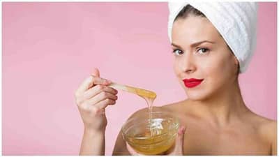Winter Skin Care | हिवाळ्यात मऊ त्वचा ठेवण्यासाठी कसा कराल मधाचा वापर?