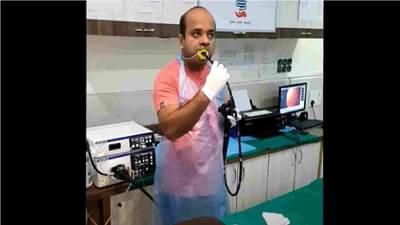 Nanded Doctor: रुग्णांचा त्रास समजून घेण्यासाठी त्यांनी केली सेल्फ एंडोस्कोपी, इंडिया बुक ऑफ वर्ल्ड रेकॉर्डमध्ये नोंद