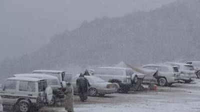 भीषण बर्फवृष्टी काय असते? सौदी अरेबियातले हा Video पाहून कळेल, निव्वळ अविश्वसनीय!