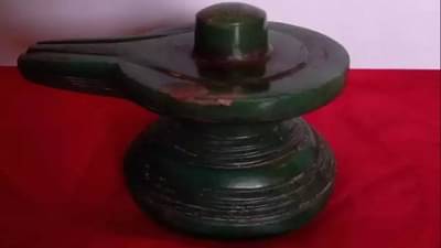 तामिळनाडूतील तंजावरमध्ये सापडले 500 कोटींचे शिवलिंग, पोलिसांनी केले जप्त
