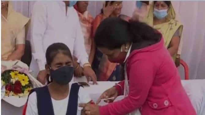 Covovax : मोठी खुशखबर: मुलांच्या लसीकरणासाठी कोवोव्हॅक्सला केंद्र सरकारच्या समितीची मंजुरी