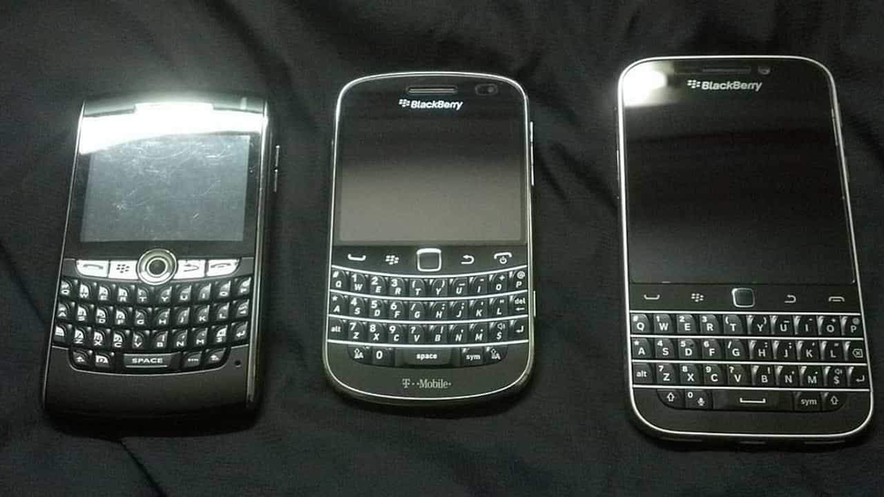 QWERTY किपॅडवाले मोबाईल आजपासून चालणार नाहीत, जाणून घ्या कारण