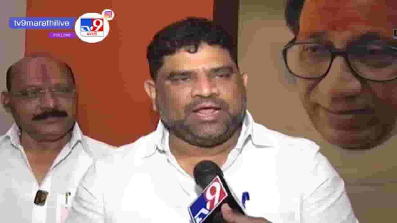 पोस्टर लावल्याने कोण वाघ होत नाही, वैभव नाईकांचा नितेश राणेंवर निशाणा पोस्टर लावल्याने कोण वाघ होत नाही, वैभव नाईकांचा नितेश राणेंवर निशाणा