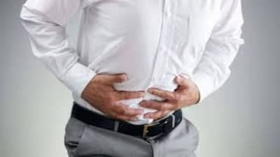 Bloating Remedy: जेवल्यानंतर पोटात तयार होतो गॅस, औषधांपेक्षा अधिक फायदेशीर आहेत या 7 औषधी वनस्पती