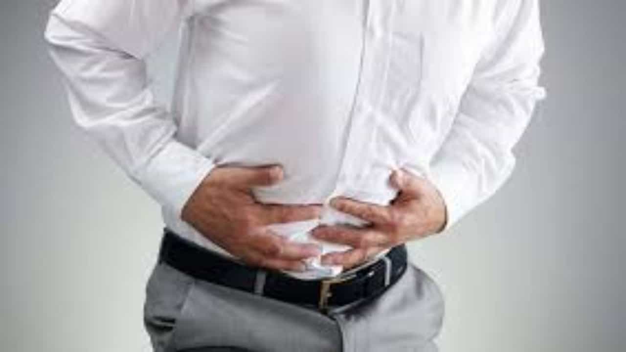 Bloating Remedy: जेवल्यानंतर पोटात तयार होतो गॅस, औषधांपेक्षा अधिक फायदेशीर आहेत या 7 औषधी वनस्पती
