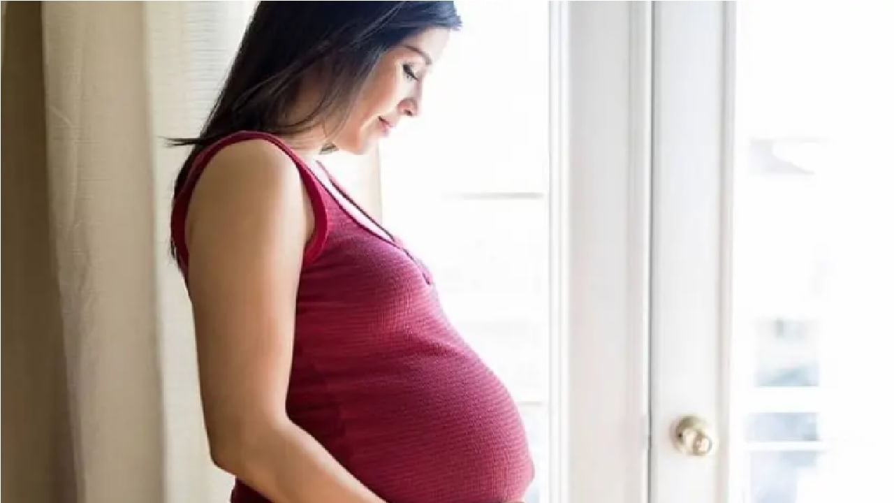 Pregnancy | नॉर्मल डिलिव्हरी हवीय ? मग या गोष्टी नक्की करा
