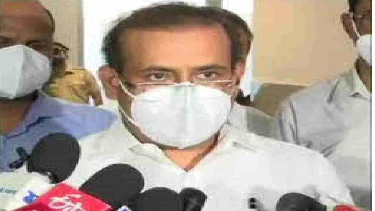 मुंबई, पुणे, ठाण्याच्या शाळांना एक निर्णय, राज्यात इतर ठिकाणी दुसरा, टोपे म्हणतात निर्बंध कडक होणार