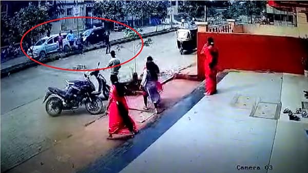 CCTV | रात्री गाडी अडवल्याचा राग, शिवसेना पदाधिकाऱ्याची सकाळी तरुणाला रॉडने मारहाण