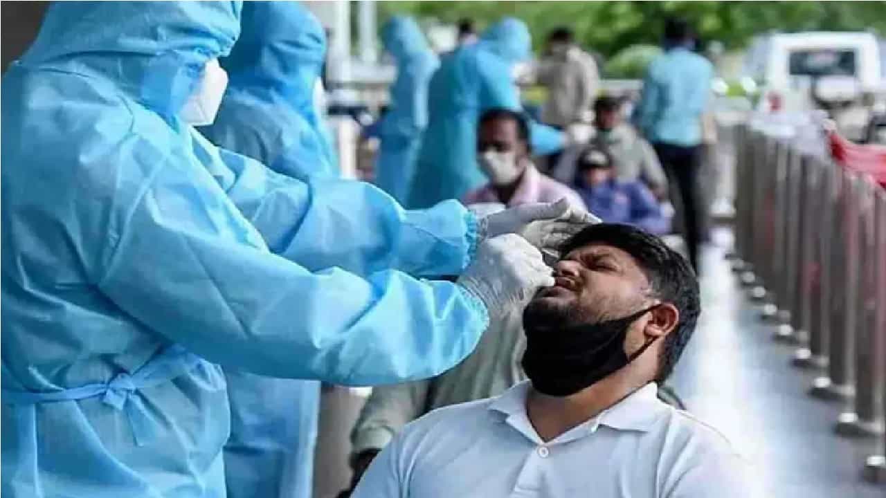 Corona, Omicron Cases Maharashtra LIVE : कोरोना निर्बंधांवरून राजेश टोपेंचे चंद्रकांत पाटलांना सणसणीत उत्तर, मोदींचे शब्द आठवा...