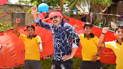 ना कपूर, ना खान; हे अस्सल अहिराणी गाण्याचं वाण! 246,449,914 Views घेणारं ईकस केसावर फुगे पाहिलंत?