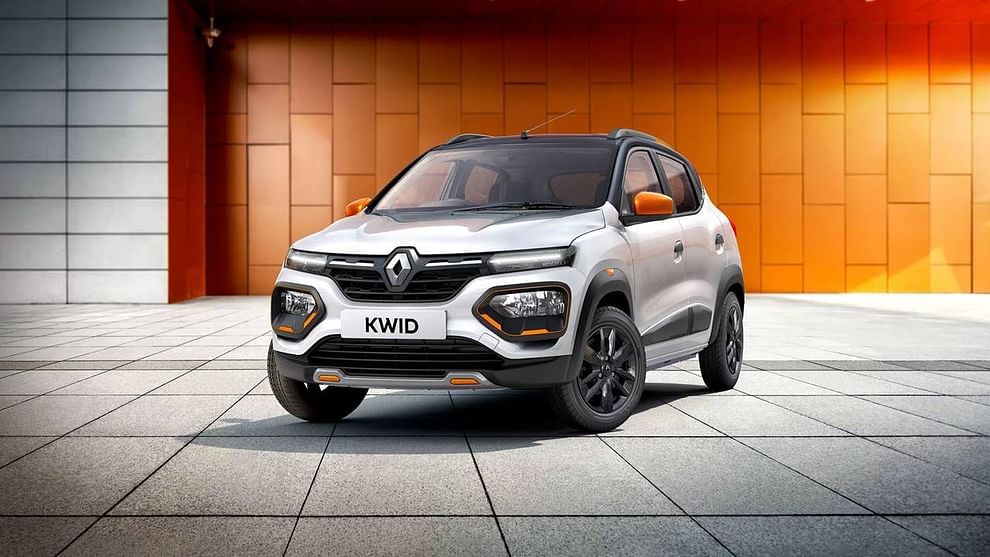 शानदार ऑफर! Renault Kwid अर्ध्या किंमतीत खरेदीची संधी, कार आवडली नाही तर पैसे परत