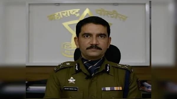 Vishwas Nangare Patil : विश्वास नांगरे पाटील यांना कोरोना, मुंबई पोलीस दलात कोविडचा शिरकाव, बडे अधिकारी बाधित
