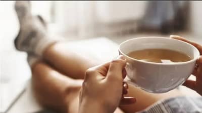 Tea | नको जिम, नको डाएट, आठ प्रकारचे चहा पिऊन पोटावरची चरबी कमी करा