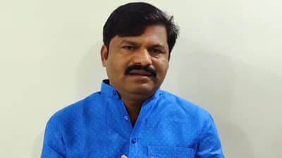 शरद पवारांच्या जिवावर राहण्यापेक्षा स्वत: पुढं जाऊन संप मिटवा, गोपीचंद पडळकरांचा अनिल परब यांना सल्ला