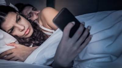 लग्नानंतरही येतेय प्रियकर किंवा प्रेयसीची आठवण, मग करा या 5 गोष्टी - सुखी होणार तुमचा संसार