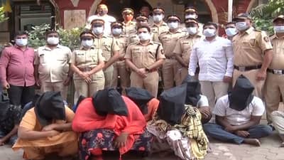 Mumbai Crime: चार महिन्याच्या मुलीला बापाने सावत्र चार लाखात विकलं, अटक आरोपी सरोगसी आणि आयव्हीएफ व्यवसायात सक्रिय