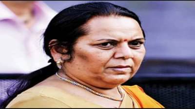 Neelam Gorh |मुख्यमंत्री ऑन फिल्डच; ज्यांनी डोळ्यावर पट्टी बांधलीये त्याला काय करावं- नीलम गोऱ्हे