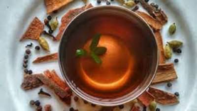 corona | कोरोनाशी दोन हात करण्यासाठी रामबाण उपाय काढा,  जाणून घ्या काढा घेण्याचे फायदे 