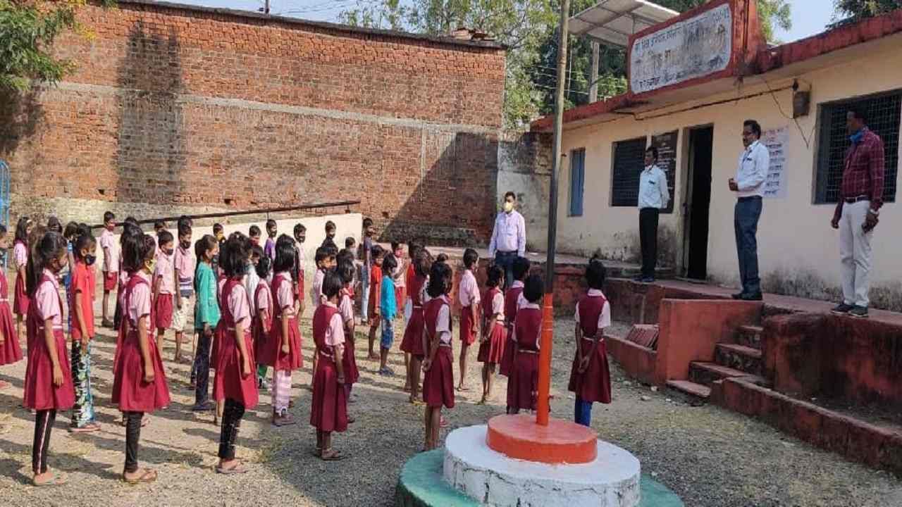 Nagpur School | सरसकट शाळाबंदीच्या निर्णयाला विरोध, शिक्षणाची जिम्मेदारी घेणार कोण ?, प्रा. सचिन काळबांडे म्हणतात...