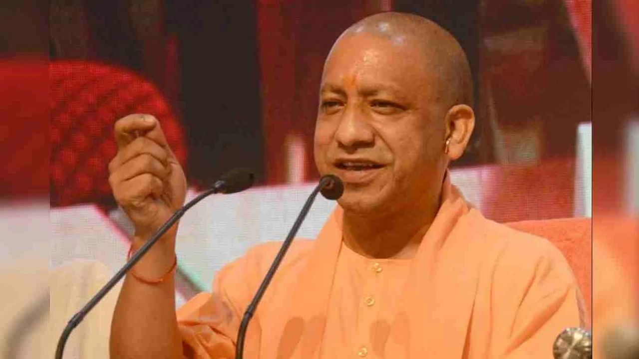 Uttar Pradesh : योगींच्या शपथविधीला नेते, संत, दिग्गज उद्योगपती लावणार हजेरी, पाहा पाहुण्यांची यादी...