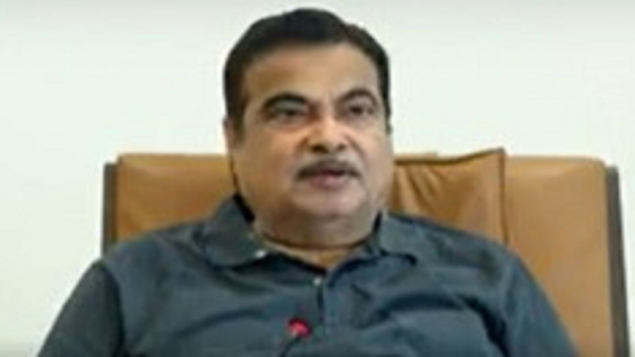 Nitin Gadkari | नितीन गडकरींनी टोचले साहित्यिकांचे कान; म्हणाले, साहित्यातून प्रेरणा घेऊन काम करणारेही राजकारणी