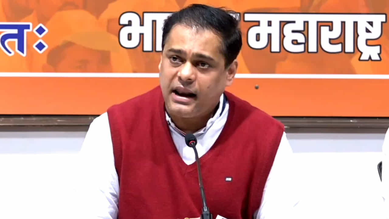 VIDEO: भ्रष्टाचार करायलाही अक्कल लागत नाही, पालिकेत स्थायी समिती अध्यक्षांची वाझेगिरी; आमदार साटम यांची टीका