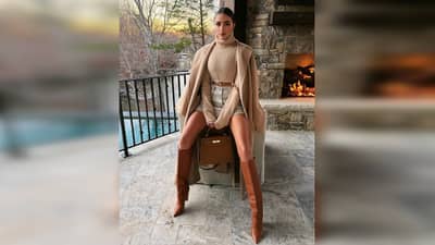 Viral : पूर्ण कपडे घाल, नाहीतर फ्लाइटमध्ये येऊ देणार नाही, विमान कंपनीच्या वागणुकीवर भडकली मॉडेल