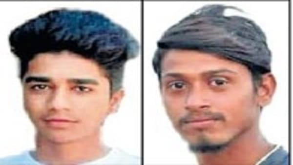 Nashik | 127 किमी वेगाने दुचाकी झाडावर आदळली; 2 मित्र 30 फूट खोल खड्ड्यात पडून गतप्राण