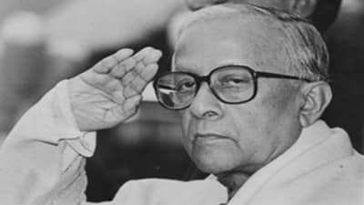 Jyoti Basu : 23 वर्षे पश्चिम बंगालचे मुख्यमंत्री राहिलेले ज्योति बसु; जाणून घ्या बसु दा यांच्या जीवनातील एक खास बाब