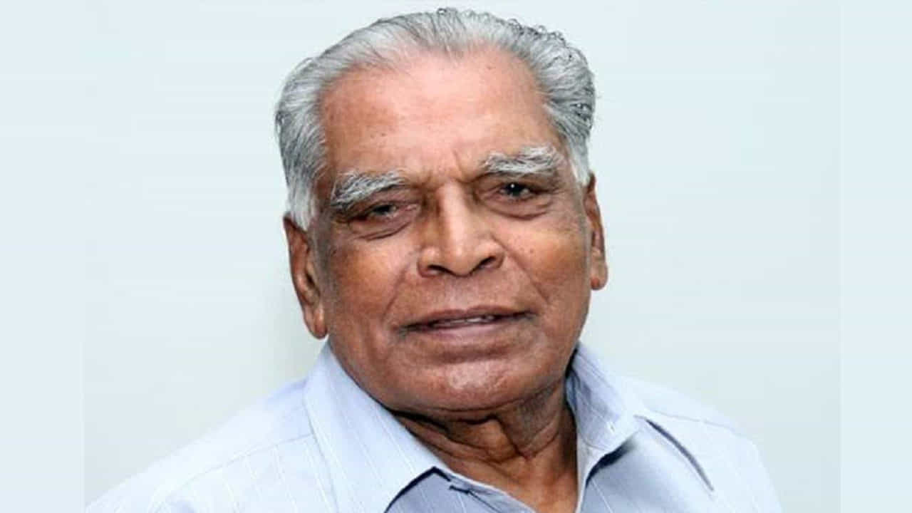N. D. Patil dies: शिक्षणप्रेमी, कष्टकरी, सामान्यांचा लढवय्या नेता; वाचा, एन. डी. पाटील यांचा अल्पपरिचय