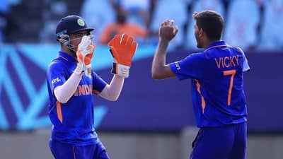 सरावासाठी रोज पुणे-मुंबई प्रवास, भाड्याच्या घरात राहून सराव, लोणावळ्याच्या पठ्ठ्याचा U-19 World Cup मध्ये धुमाकूळ