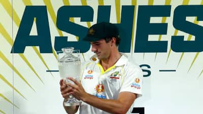 Pat Cumminss: कमिन्सने उस्मान ख्वाजाच्या मुस्लिम धर्माचा मान ठेवला, मैदानावरच्या कृतीने मन जिंकलं, पाहा VIDEO