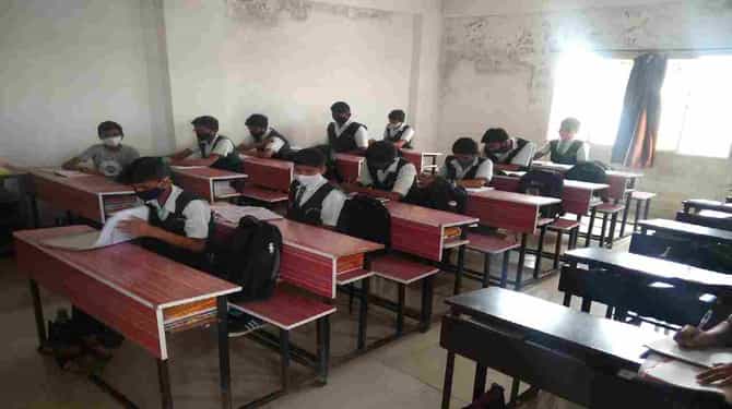 चांद्यापासून बांद्यापर्यंत! कधी कुठे आणि कोणकोणत्या इयत्तांच्या शाळा सुरु आणि कोणत्या बंद? वाचा सविस्तर