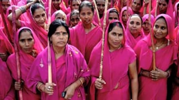 नाराज गुलाबी गँगच्या नेत्यानी काँग्रेस सोडली; या पक्षात प्रवेशाची शक्यता ?