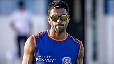 Mumbai Indians ची साथ सोडून 15 कोटीमध्ये अहमदाबादकर झालेला हार्दिक म्हणतो, केम छो अहमदाबाद...।