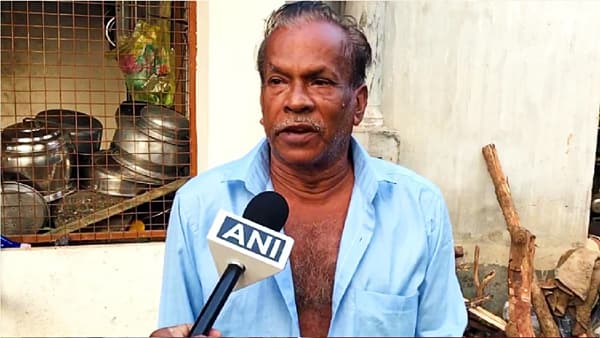 पैसे सुट्टे करण्यासाठी लॉटरीचं तिकीट काढलं, 68 वर्षीय पेंटरला थेट 12 कोटींचा जॅकपॉट