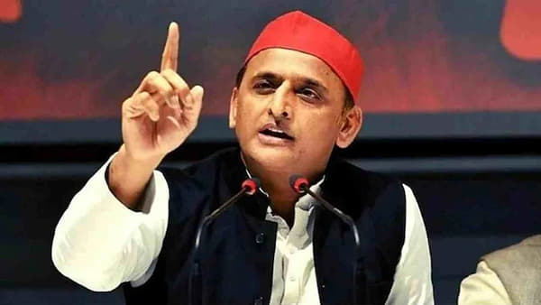 Uttar pradesh assembly election 2022: फॉर्ममध्ये नाव लिहा, 300 यूनिट वीज मोफत घ्या; सपाच्या ऑफरने भाजप, बसपाची कोंडी?