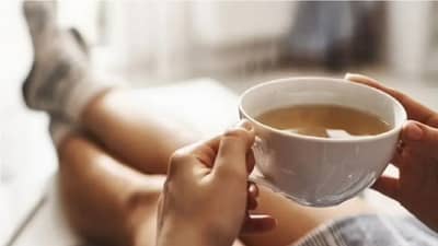 Herbal Tea | घशाशी संबंधित समस्या दूर करण्यासाठी या चार ‘हर्बल टी’ आहेत प्रभावी...