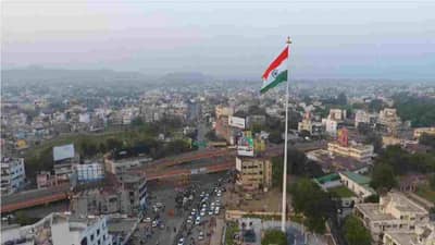औरंगबाादच्या क्रांती चौकातील ध्वज आता वर्षभर फडकणार, 210 फुट उंच ध्वजस्तंभ,  काय होत्या अडचणी?