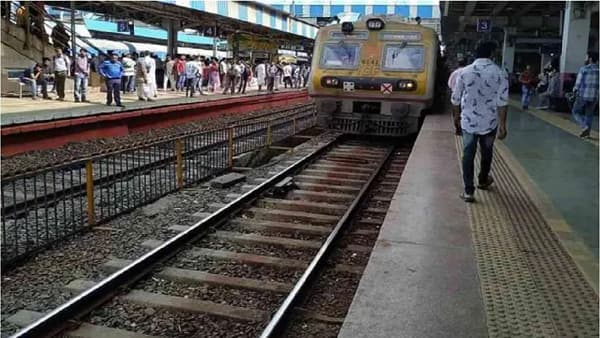 प्रवासासाठी निघालात, रिचार्ज, बील भरण्याची चिंता नको; रेल्वे स्थानकावरच भरा बील, रेलटेलचा अनोखा उपक्रम