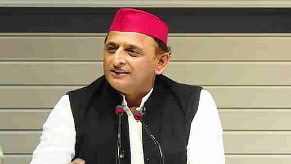 Uttar Pradesh Election: मुलायम सिंह यादव जिथे शिकले, नोकरीला लागले तिथूनच अखिलेश यादव लढणार; अखेर सस्पेन्स संपला!