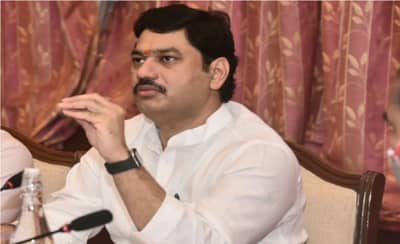 शाळांपाठोपाठ वसतिगृहेही सुरु होणार, धनंजय मुंडे यांचे प्रशासनाला आदेश